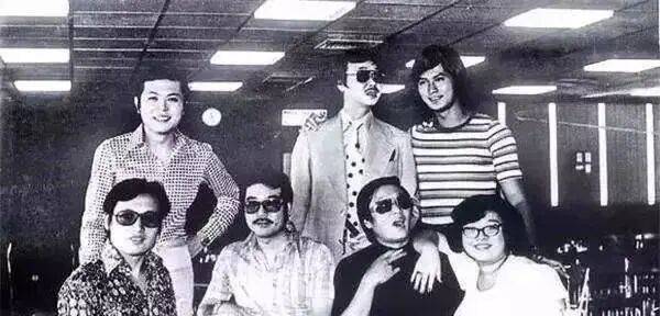 考古|89岁谢贤现身依旧时髦！与小49岁女友分手后开搞事业<strong></p>
<p>抹茶交易所导出钱包</strong>，疑已交代后事的他太潇洒