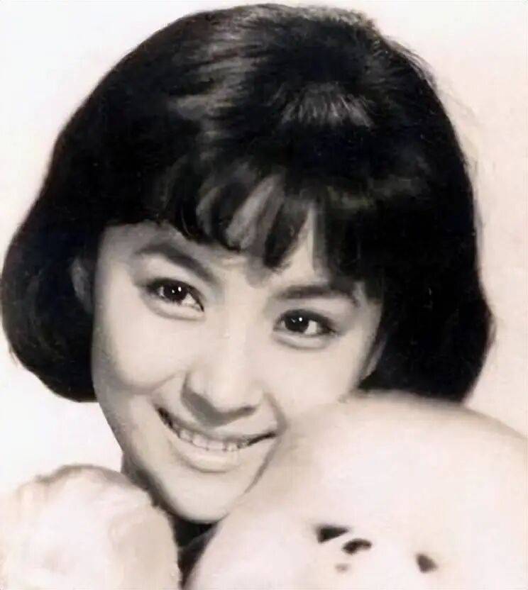 考古|89岁谢贤现身依旧时髦！与小49岁女友分手后开搞事业<strong></p>
<p>抹茶交易所导出钱包</strong>，疑已交代后事的他太潇洒