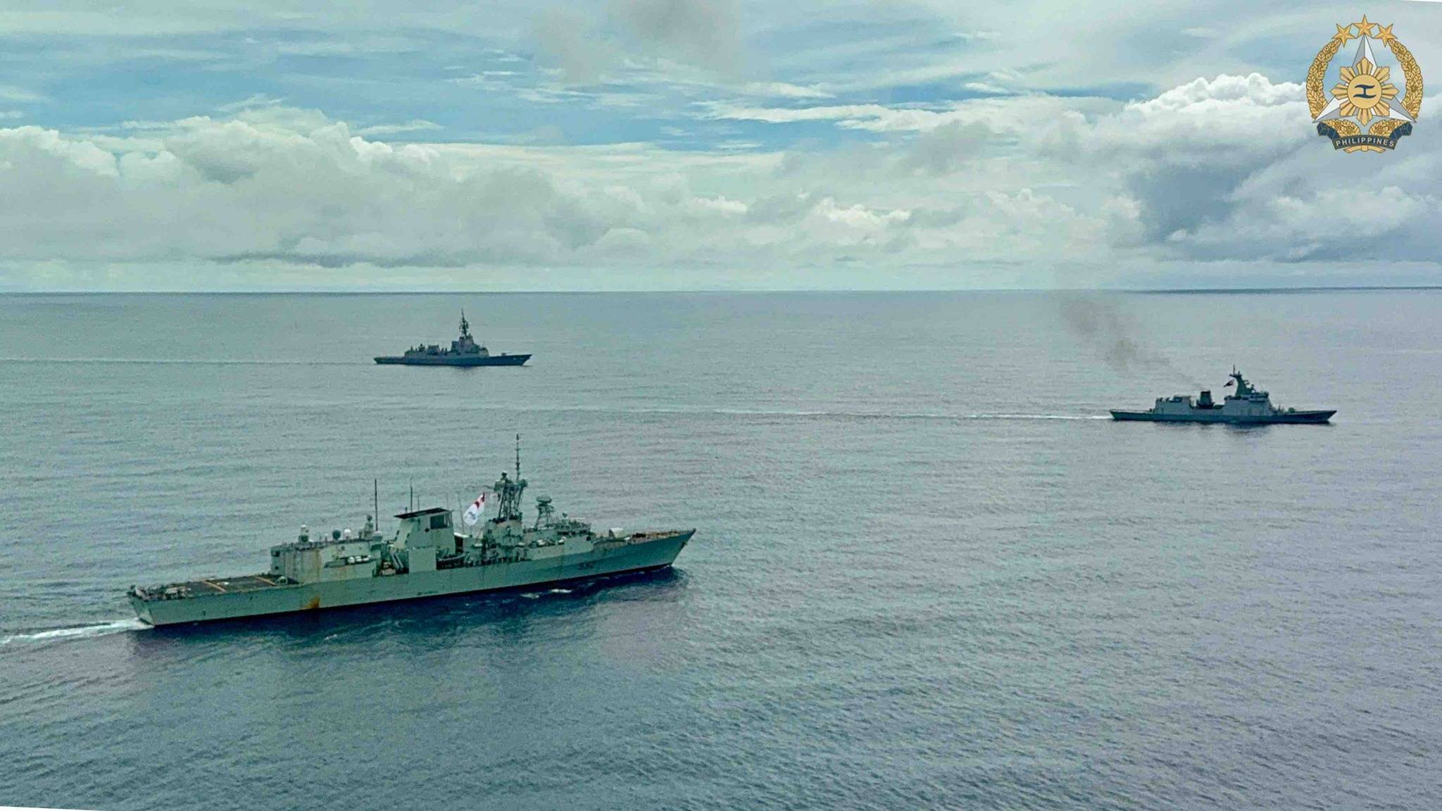 台岛海峡对峙升级<strong></p>
<p>交易所大概多长时间到账</strong>,外军机突然向直10逼近,结果下一刻又老实了