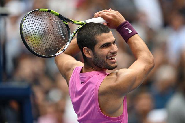 再这样下去<strong></p>
<p>交易所大概多长时间到账</strong>,辛纳打阿尔卡拉斯都快成审美疲劳了?