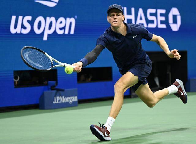 再这样下去<strong></p>
<p>交易所大概多长时间到账</strong>,辛纳打阿尔卡拉斯都快成审美疲劳了?