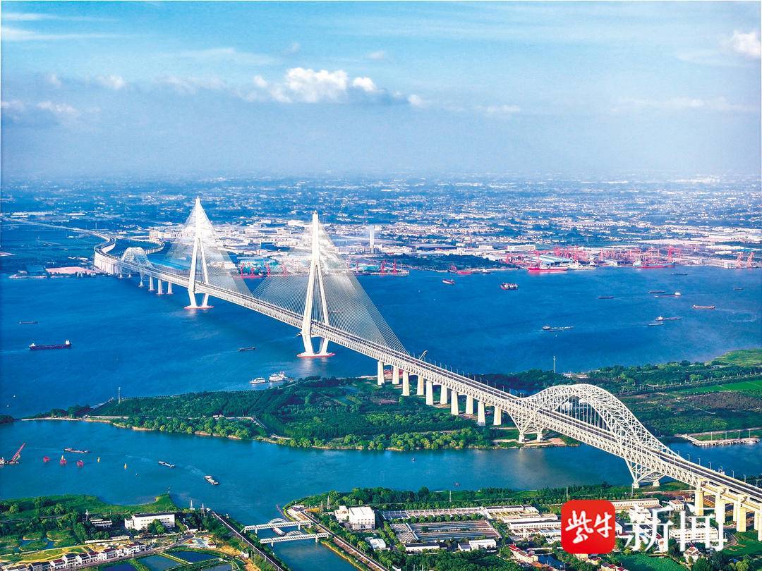 常州⇌泰州20分钟<strong></p>
<p>抹茶数字货币交易所app下载</strong>！世界最大跨度斜拉桥—常泰长江大桥正式通车