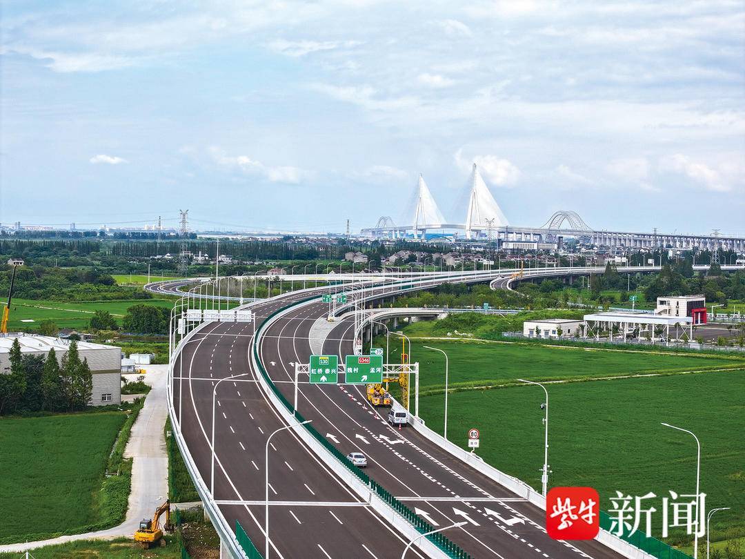 常州⇌泰州20分钟<strong></p>
<p>抹茶数字货币交易所app下载</strong>！世界最大跨度斜拉桥—常泰长江大桥正式通车