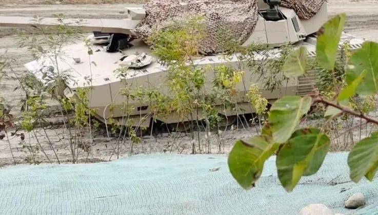 上打无人机<strong></p>
<p>抹茶数字货币交易所app下载</strong>，下打坦克！混动电驱！360度全景！100坦克有多厉害？