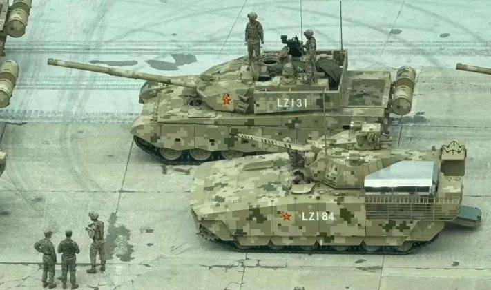 上打无人机<strong></p>
<p>抹茶数字货币交易所app下载</strong>，下打坦克！混动电驱！360度全景！100坦克有多厉害？