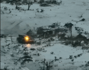 上打无人机<strong></p>
<p>抹茶数字货币交易所app下载</strong>，下打坦克！混动电驱！360度全景！100坦克有多厉害？