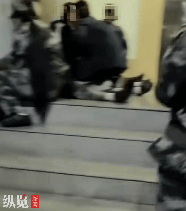 云南一职业学院室内军训致17人缺氧被救护车拉走<strong></p>
<p>抹茶交易所资质</strong>?校方否认