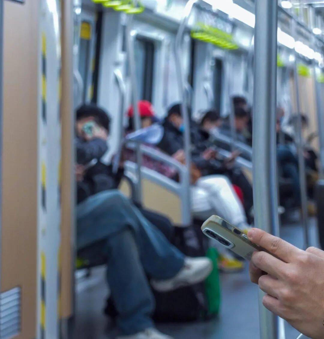 假装挤爆牙膏的苹果<strong></p>
<p>mxc抹茶交易所地址官网</strong>,我一点也不想买