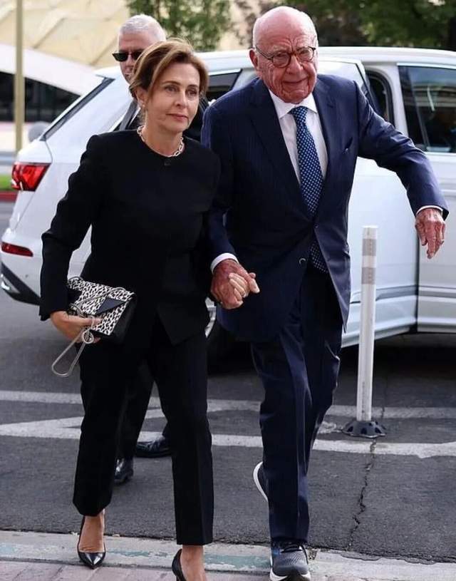 94岁富豪终结继承战！邓文迪女儿成赢家<strong></p>
<p>mxc抹茶交易所地址官网</strong>，33亿“踢走”三子女？