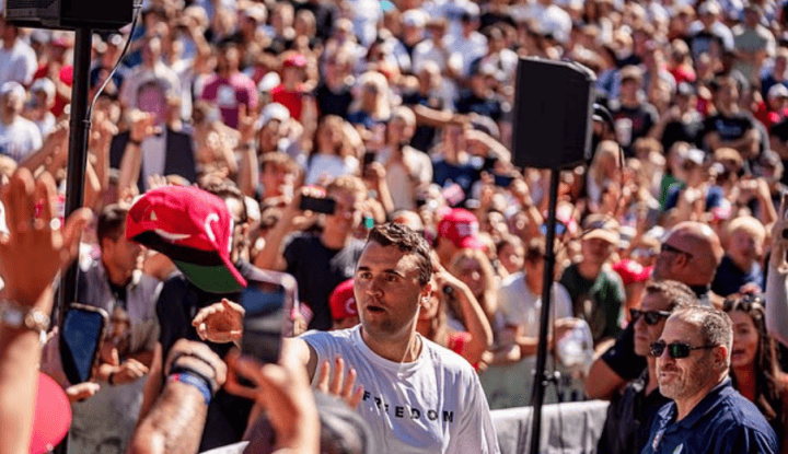 160米外开出唯一一枪<strong></p>
<p>mxc抹茶交易所地址官网</strong>，嫌犯照片曝光，美官员公布柯克案更多细节！顶级狙击手分析：枪手技术一般，用的步枪威力大