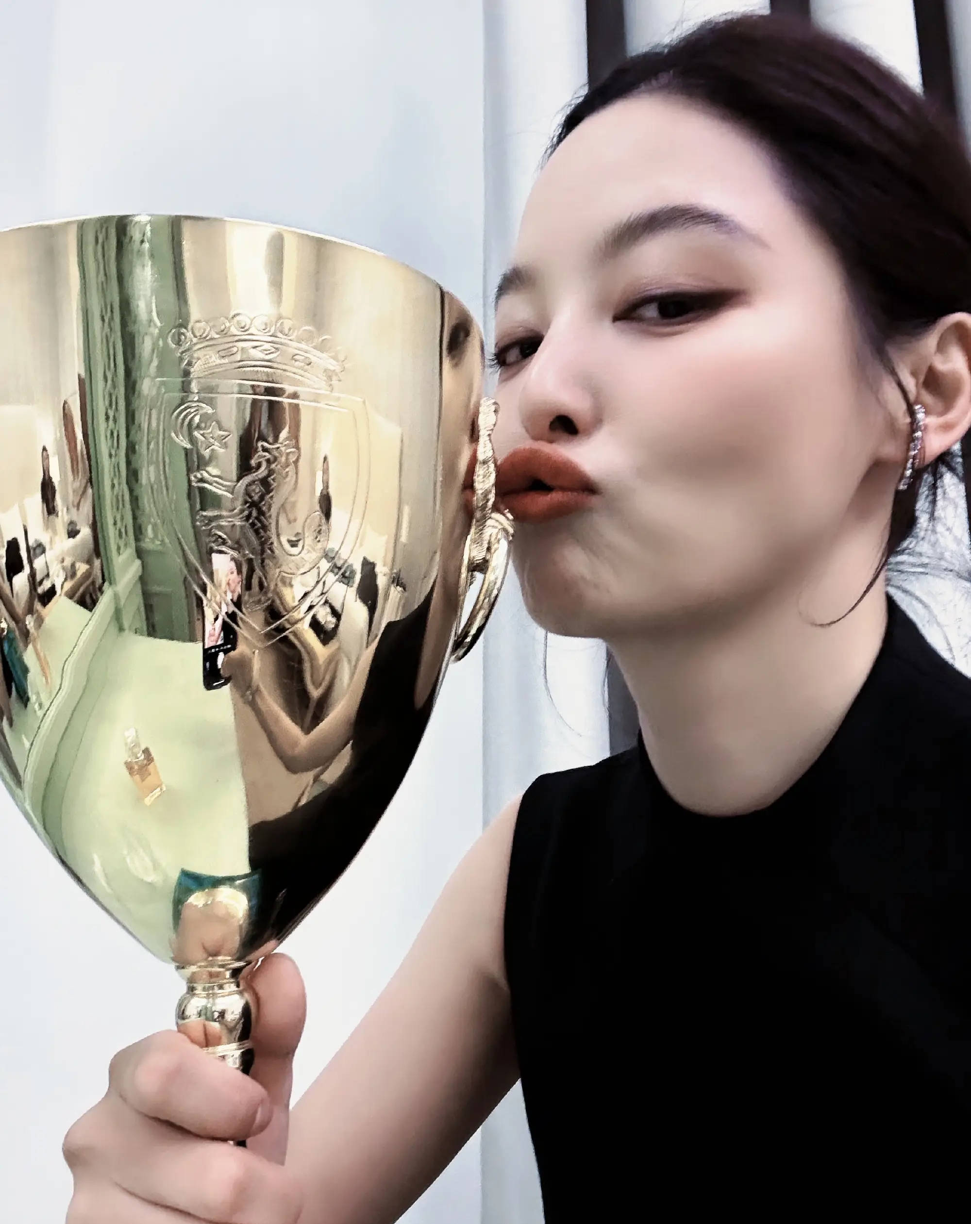 辛芷蕾发长文感谢前经纪人:谢谢梁婷女士让<strong></p>
<p>抹茶交易所大陆</strong>我有梦可做