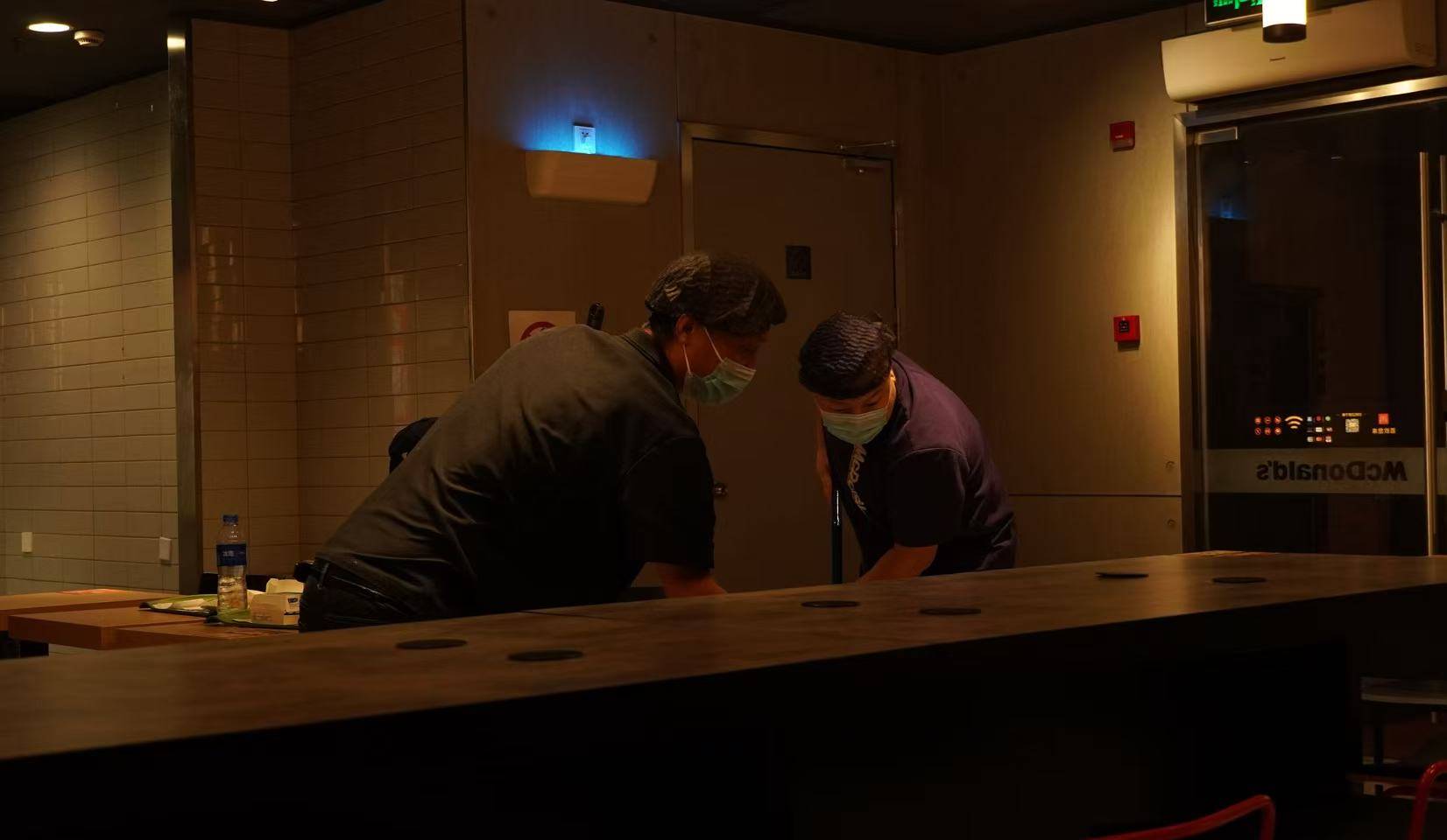 麦当劳夜宿者:老人占六成<strong></p>
<p>抹茶交易所大陆</strong>,各有心酸事