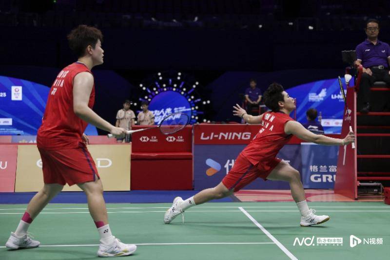 中国羽毛球大师赛于深圳开拍<strong></p>
<p>抹茶交易所中文版</strong>,国羽首日7战4胜