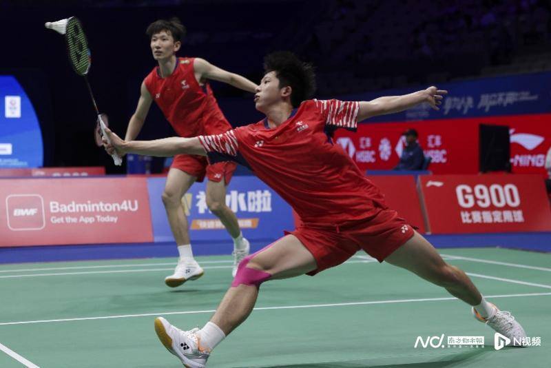 中国羽毛球大师赛于深圳开拍<strong></p>
<p>抹茶交易所中文版</strong>,国羽首日7战4胜