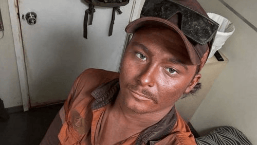 23岁澳大利亚1米78男子淹死在印尼1米5深泳池<strong></p>
<p>官方抹茶交易所app下载</strong>,遗体送回国心脏丢失,出现多处割伤和瘀痕