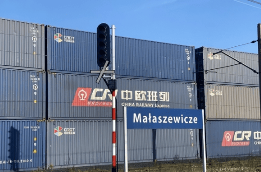 波兰态度又变<strong></p>
<p>官方抹茶交易所app下载</strong>，中欧班列未恢复，中国货轮将试航北极航道，美国又失去一张重要底牌