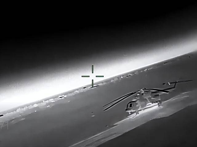 乌国防部情报总局发布视频：用无人机袭击俄目标<strong></p>
<p>抹茶交易所最低交易金额</strong>，一架米-8直升机被击中