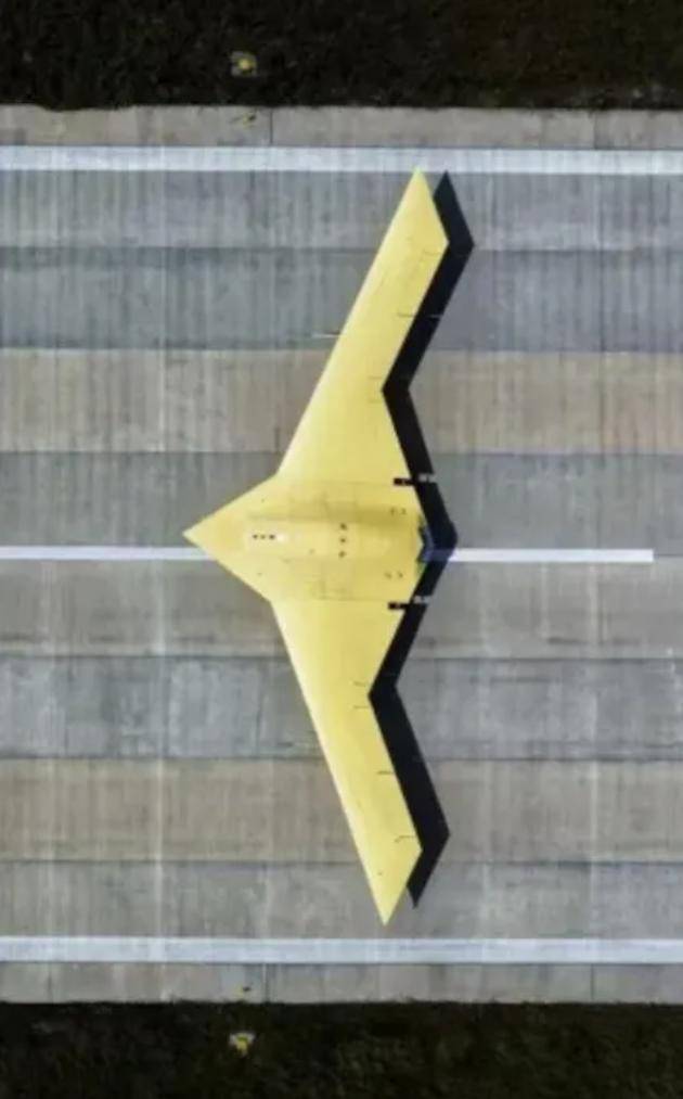 轰20是个障眼法<strong></p>
<p>抹茶交易所ios版</strong>,它绝不是中国版的B-21?或实现无人隐身战略打击