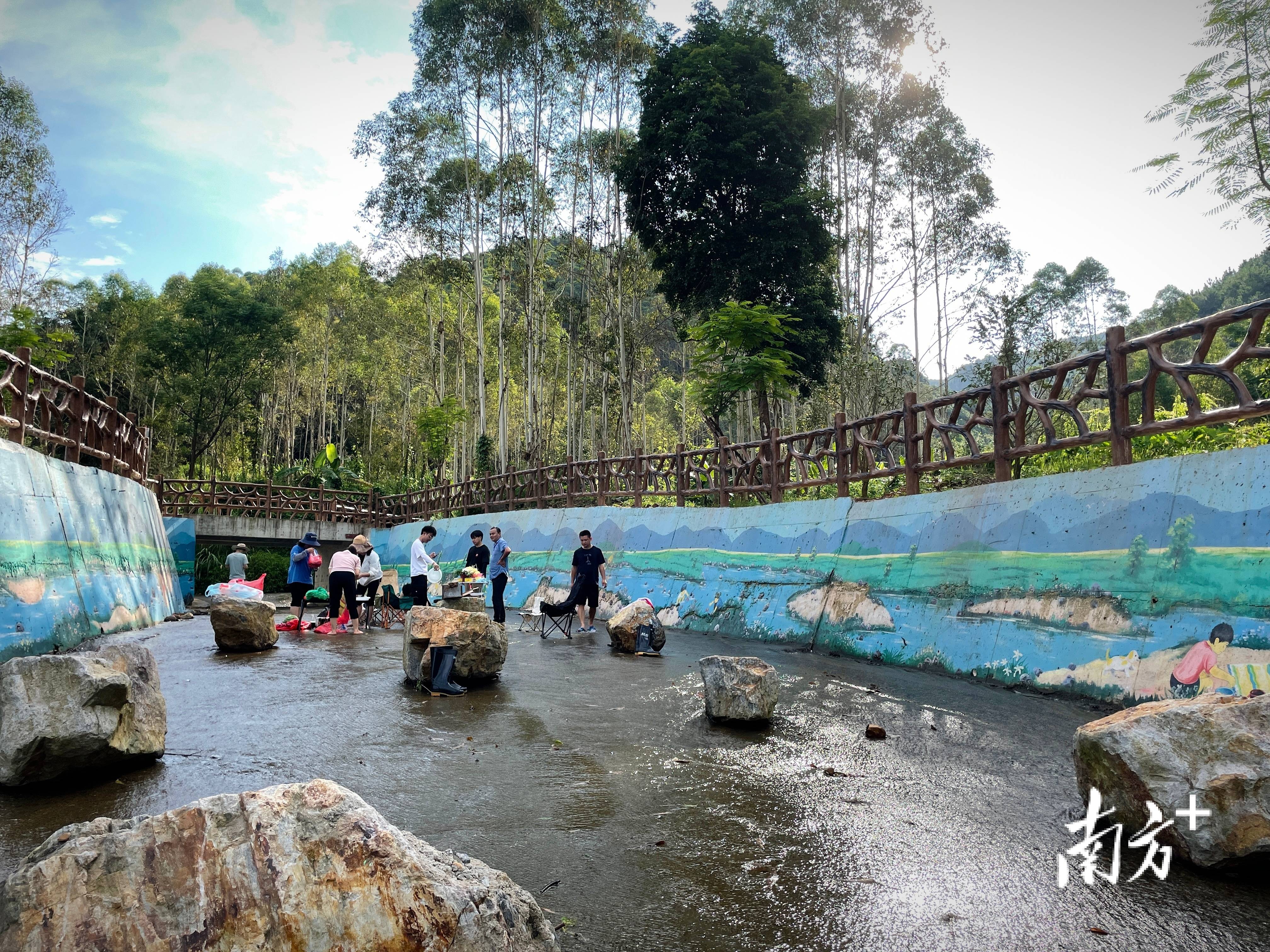 “外来媳妇”谭焕贞五年深耕<strong></p>
<p>交易所app创始人</strong>,佛冈高岗宝山村换新貌