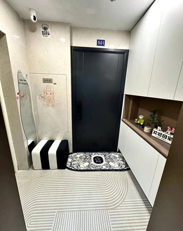 物业“不让门口放鞋子”<strong></p>
<p>抹茶交易所</strong>,门口放鞋柜违法吗?