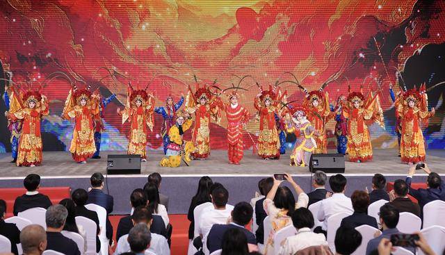 第九届中国戏曲文化周开幕<strong></p>
<p>抹茶交易所</strong>,北京园博园化身戏曲百花园