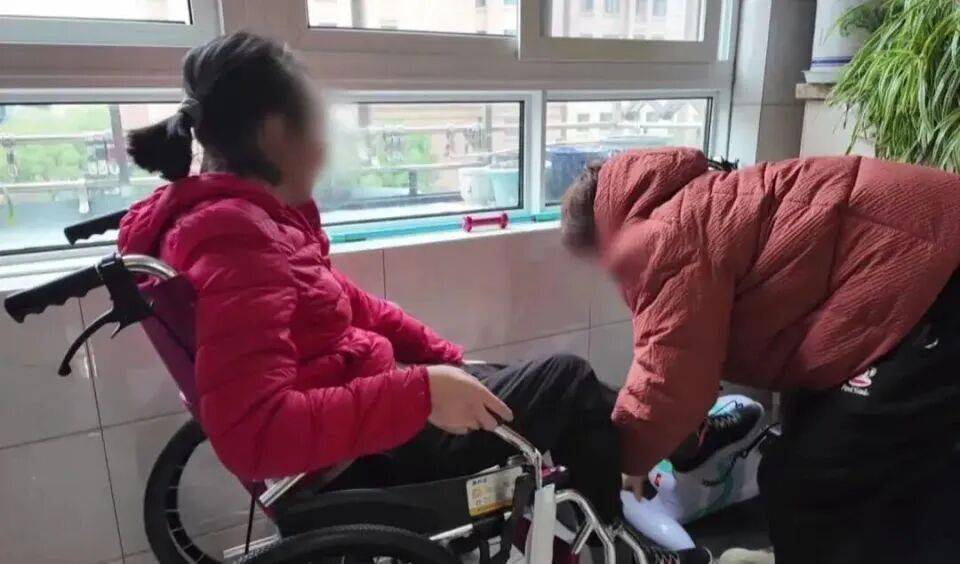 28岁妻子突发罕见病全身瘫痪<strong></p>
<p>usdt怎么变现金</strong>,丈夫哄骗卖婚房携款失踪,检方强势介入