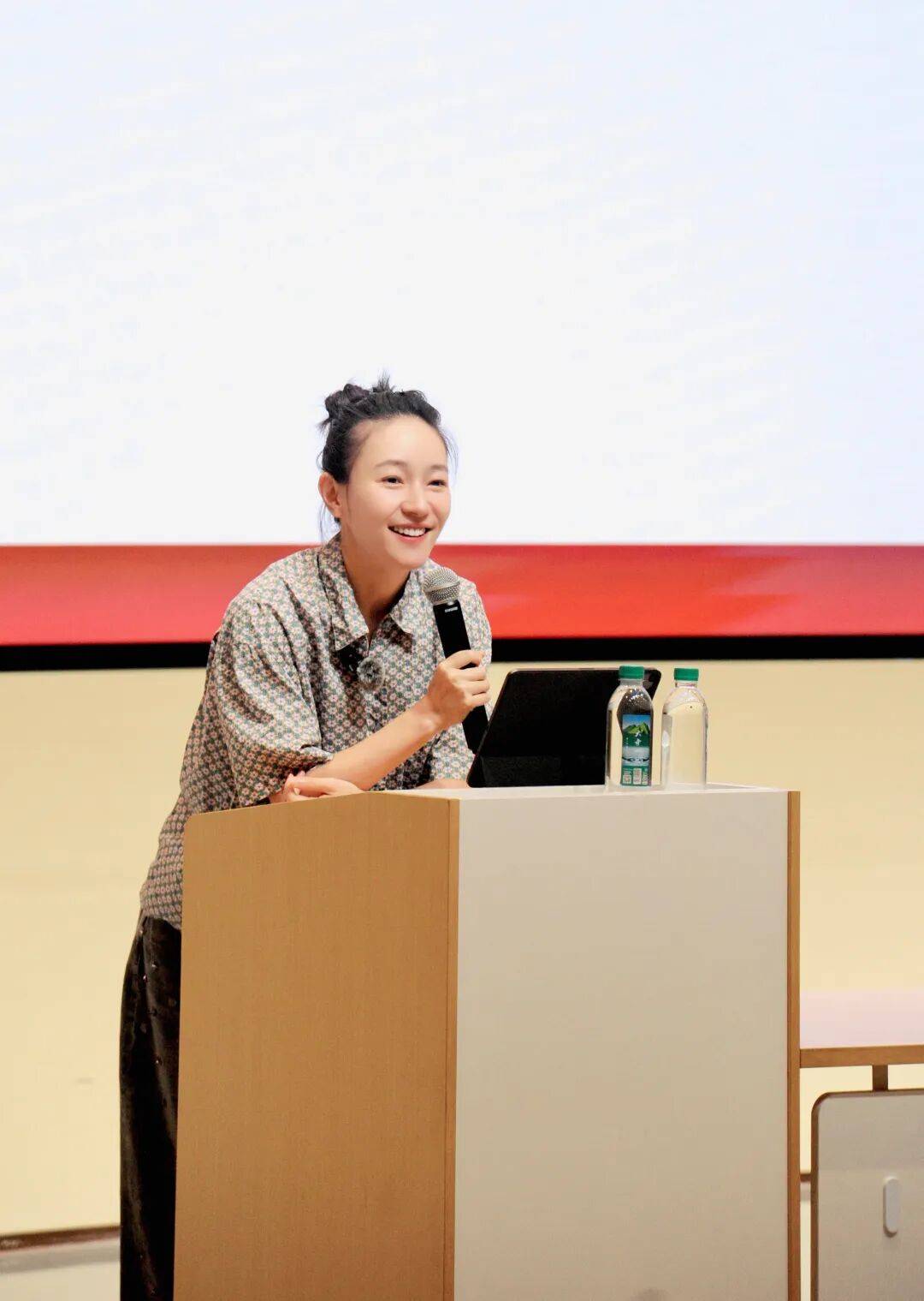 和影视大咖面对面<strong></p>
<p>抹茶交易所中国下载</strong>!网友:又是“别人家”的学校