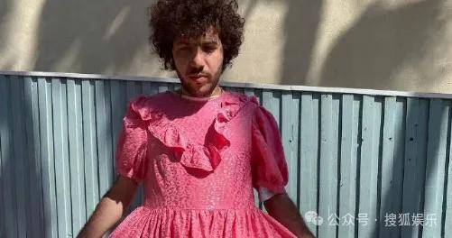 无意还是戏精?她办婚礼<strong></p>
<p>抹茶交易所中国下载</strong>,分手多年的他隔空说“我愿意”?