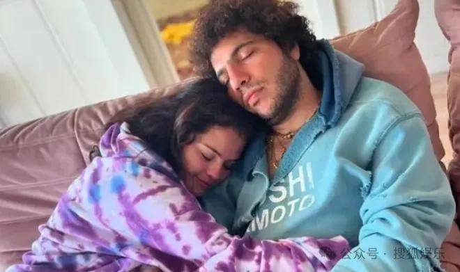 无意还是戏精?她办婚礼<strong></p>
<p>抹茶交易所中国下载</strong>,分手多年的他隔空说“我愿意”?