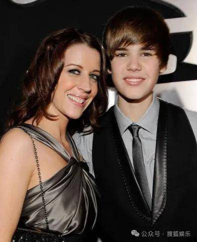 无意还是戏精?她办婚礼<strong></p>
<p>抹茶交易所中国下载</strong>,分手多年的他隔空说“我愿意”?