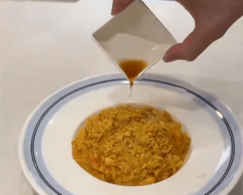 知名男歌手突然现身陌生人婚礼<strong></p>
<p>越南抹茶交易所</strong>,并随礼999元!