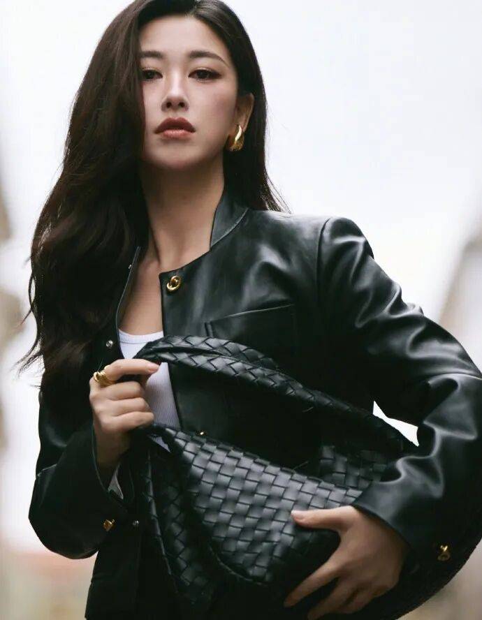 时装周上的女明星<strong></p>
<p>越南抹茶交易所</strong>，秋冬氛围感一键封顶！