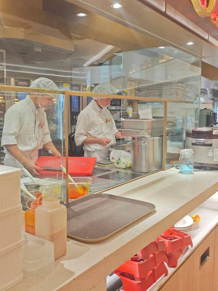 西贝降价自救!记者实探长沙门店:260元餐品用代金券后实付60元<strong></p>
<p>越南抹茶交易所</strong>,冻品西兰花使用期调为一个月