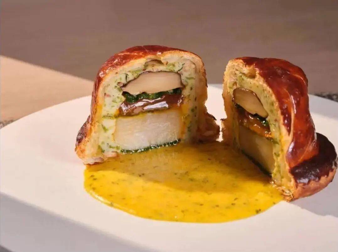 精致餐饮<strong></p>
<p>越南抹茶交易所</strong>，以饭封神 | 商业头条No.94