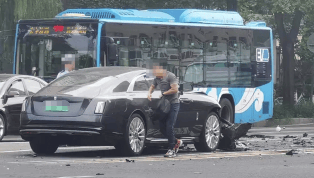 “劳斯莱斯逆行车祸”事件白车家属发声：“丈夫多处骨折！往后日子不知道怎么过”<strong></p>
<p>下载抹茶数字货币交易所</strong>，陈震深夜再道歉，并回应“我方律师会全力配合”