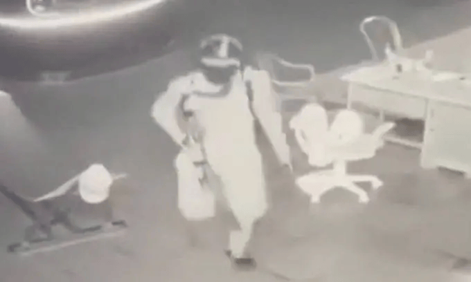 越南一家3口被枪杀<strong></p>
<p>抹茶交易所</strong>，33岁男子被警方抓获，声称“为完成游戏任务”，抢走现金折合人民币140元