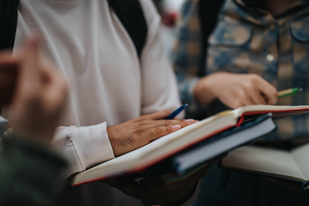 开学前接调岗电话<strong></p>
<p>抹茶交易所</strong>,小学老师仓促教初中