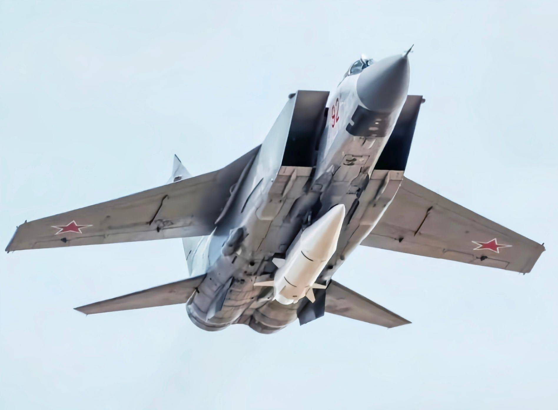 “爱国者”变成废铁<strong></p>
<p>抹茶交易所</strong>，乌军开始被俄弹道导弹暴打，突防概率100%