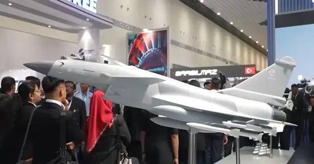 突然到来的惊喜<strong></p>
<p>如何买币</strong>?孟加拉国表示要22亿美元购买20架歼-10CE?