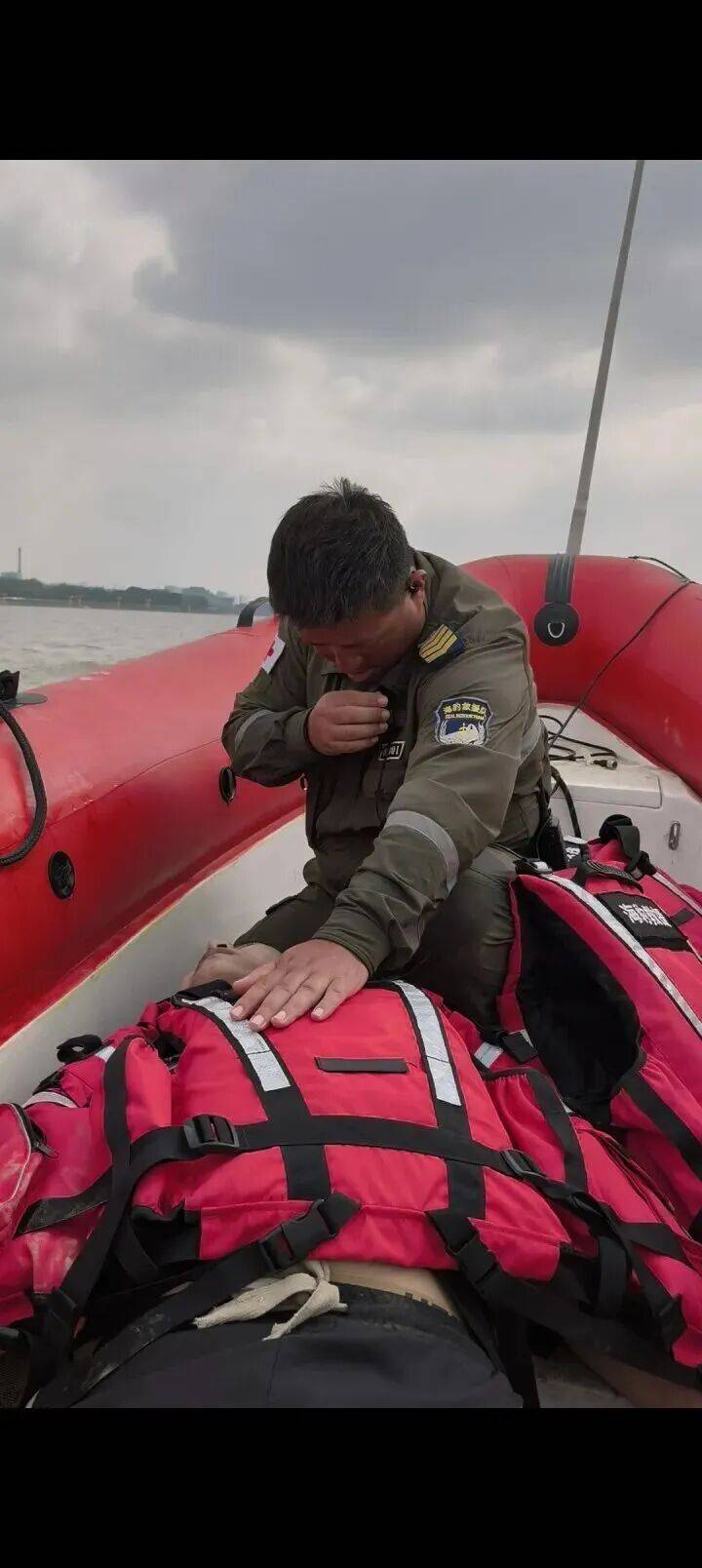 230斤重小伙酒后落水<strong></p>
<p>抹茶交易所杠杆代币</strong>，漂浮7小时终获救……