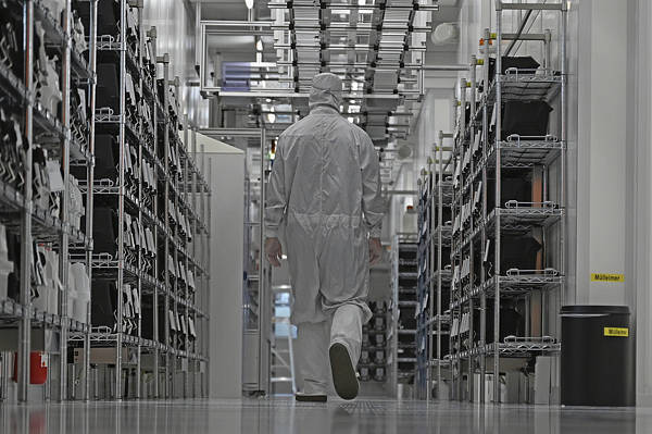 “强制”接管中资芯片企业<strong></p>
<p>抹茶交易所哪个最好</strong>,荷兰急辩:不是美国让干的,纯属巧合