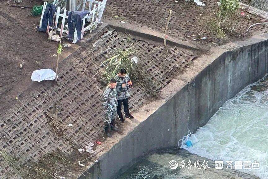 “鱼多得数不过来<strong></p>
<p>抹茶交易所哪个最好</strong>,一网子下去能捞好几条”济南锦绣川水库开闸放水,大量鲢鱼被冲出,工作人员:禁止捕捞!