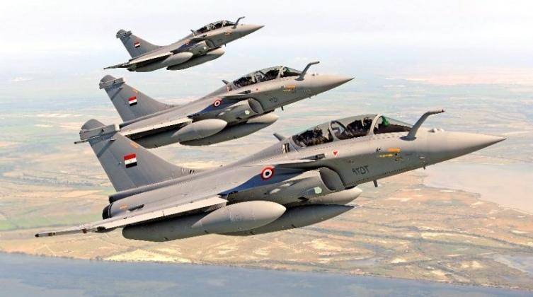 怕被歼10抢单了?美媒:暂停八年后<strong></p>
<p>国内三大交易所</strong>,法国紧急向埃及交付阵风战机