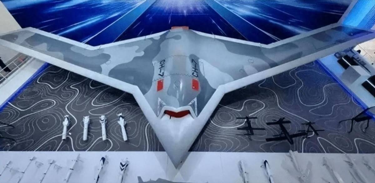 沙特豪掷30亿美元<strong></p>
<p>海外版下载链接</strong>，购买“彩虹-7”隐身无人机，沙特终于找到自保出路？