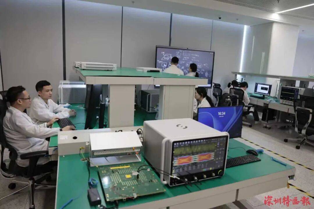 突破封锁<strong></p>
<p>海外版下载链接</strong>!国产!!可满足3-5nm芯片需求!!!