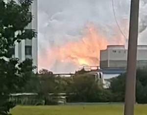 澄星股份工厂发生火灾？附近酒店：已灭火，有刺激性气味，建议不开窗