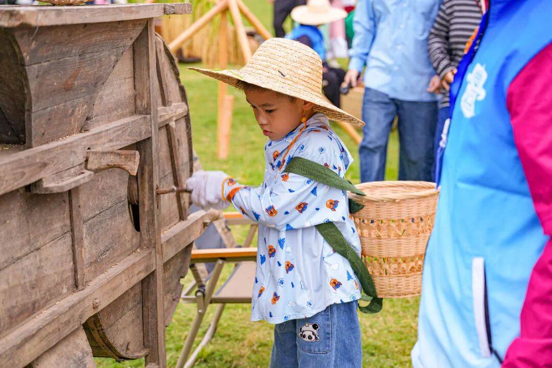 良渚遇“稻”<strong></p>
<p>注册邀请码</strong>你 ｜ 秋季活动正当时