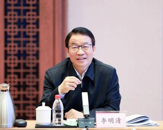 中央批准<strong></p>
<p>股票在线看盘</strong>,陈新武、张伟履新职