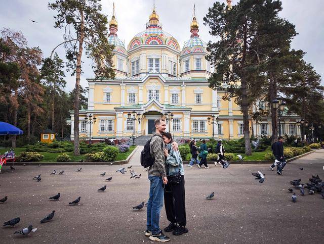 青年说 | 到中亚<strong></p>
<p>同仁堂股票</strong>，奔赴一场激动人心的“探秘”