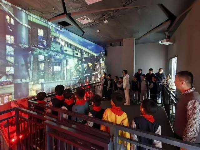 “泉民消防<strong></p>
<p>恒生电子股票</strong>，生命至上”山东师范大学附属小学2024级7班雏鹰小队活动举行